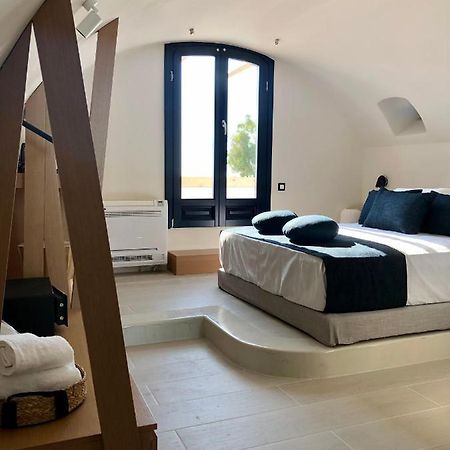 Candele Suites Fira  Bagian luar foto
