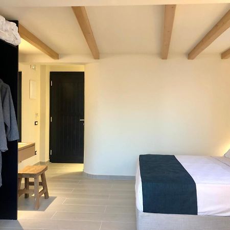 Candele Suites Fira  Bagian luar foto