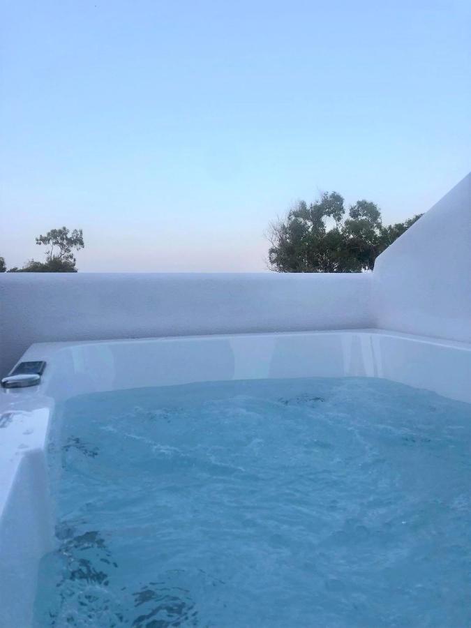 Candele Suites Fira  Bagian luar foto