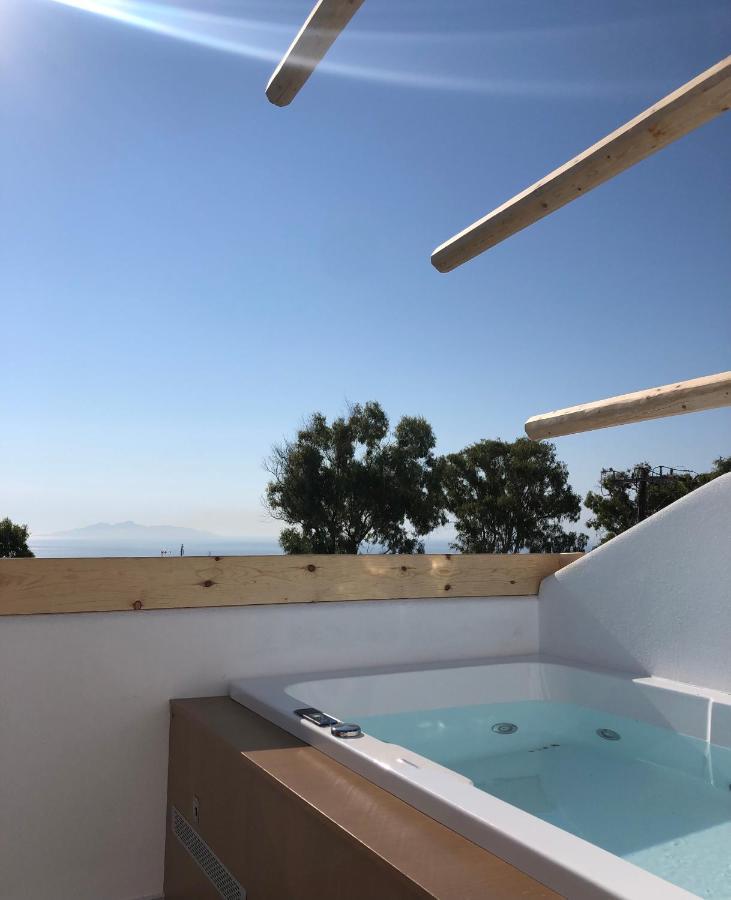 Candele Suites Fira  Bagian luar foto